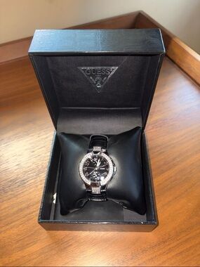 Guess Black Dial Crystal Bezel Women's Watch